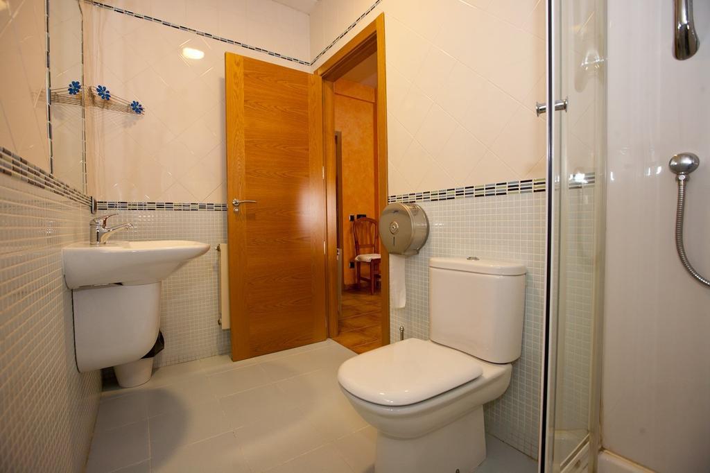 Hostal Castilla Mocejon Номер фото